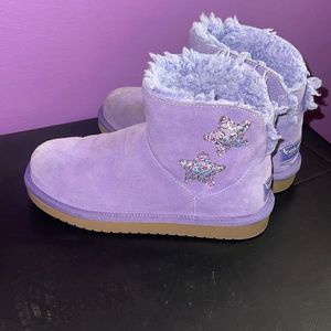 Girls Size 1 Uggs purple by Koolaburra by Ugg